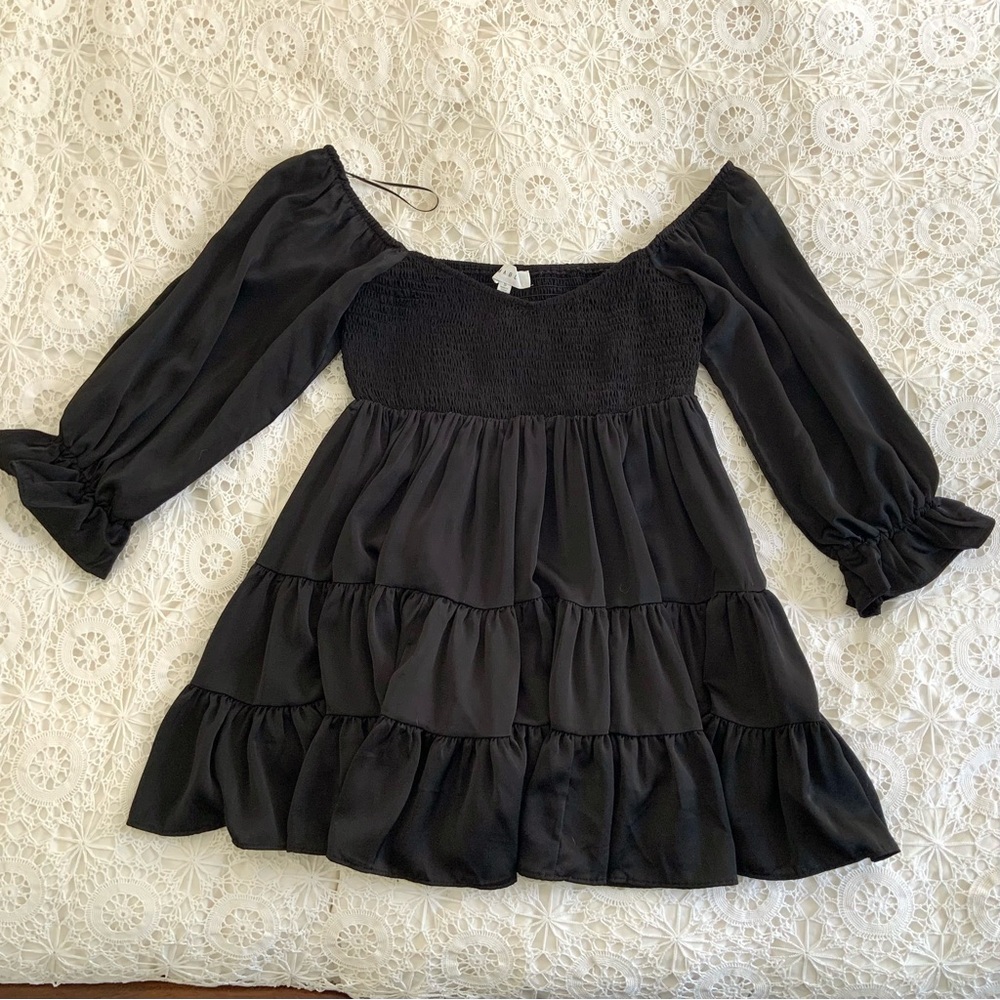 Mabel black puff long sleeve babydoll dress size small